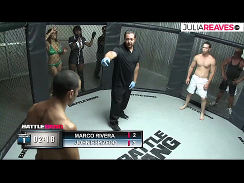 ❤️ Ultimate Fighter fucks a nọmba girl ozugbo a ọgụ na mgbanaka ❤️❌ Ihe gba ọtọ ☑